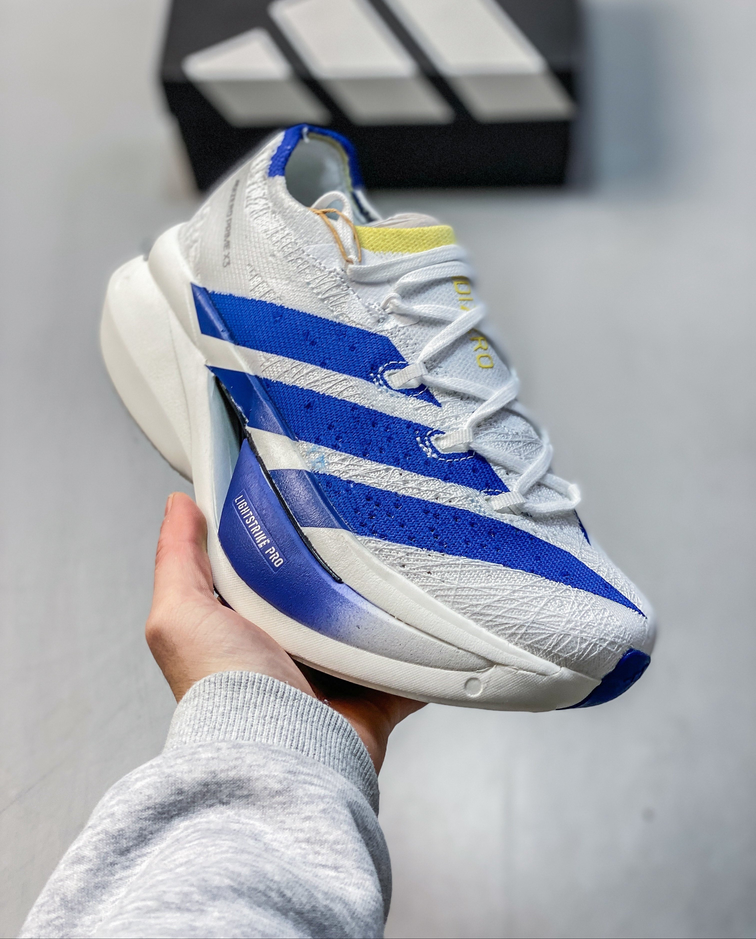 TENIS ADIDAS ADIZERO PRIME X3 STRUNG