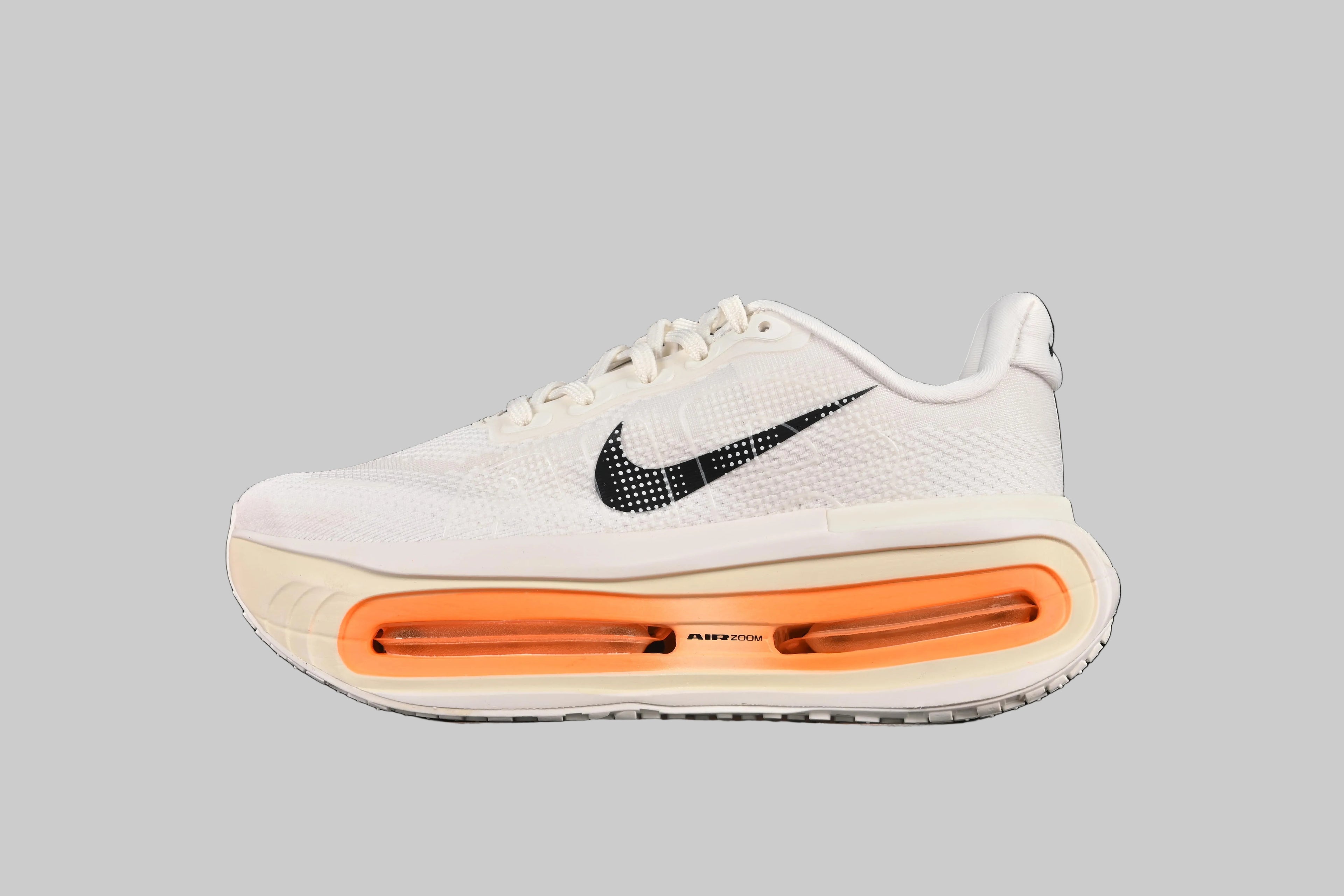TENIS - NIKE VOMERO PREMIUM