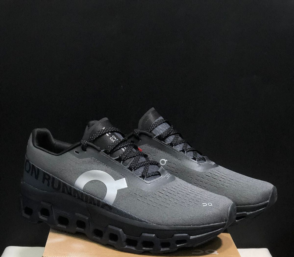 TENIS CLOUDMONSTER 2