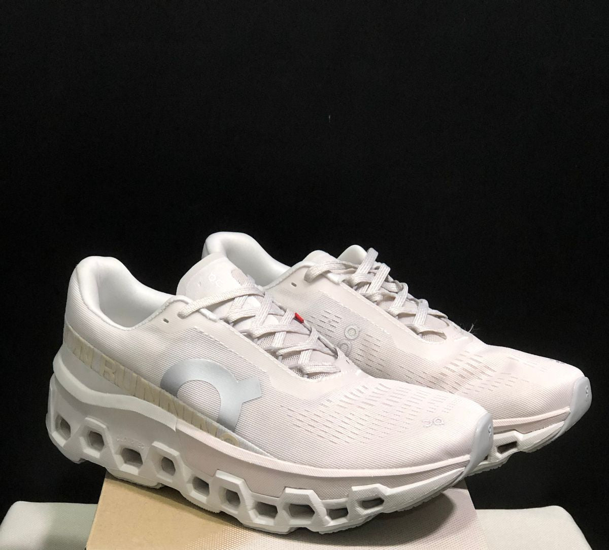 TENIS CLOUDMONSTER 2
