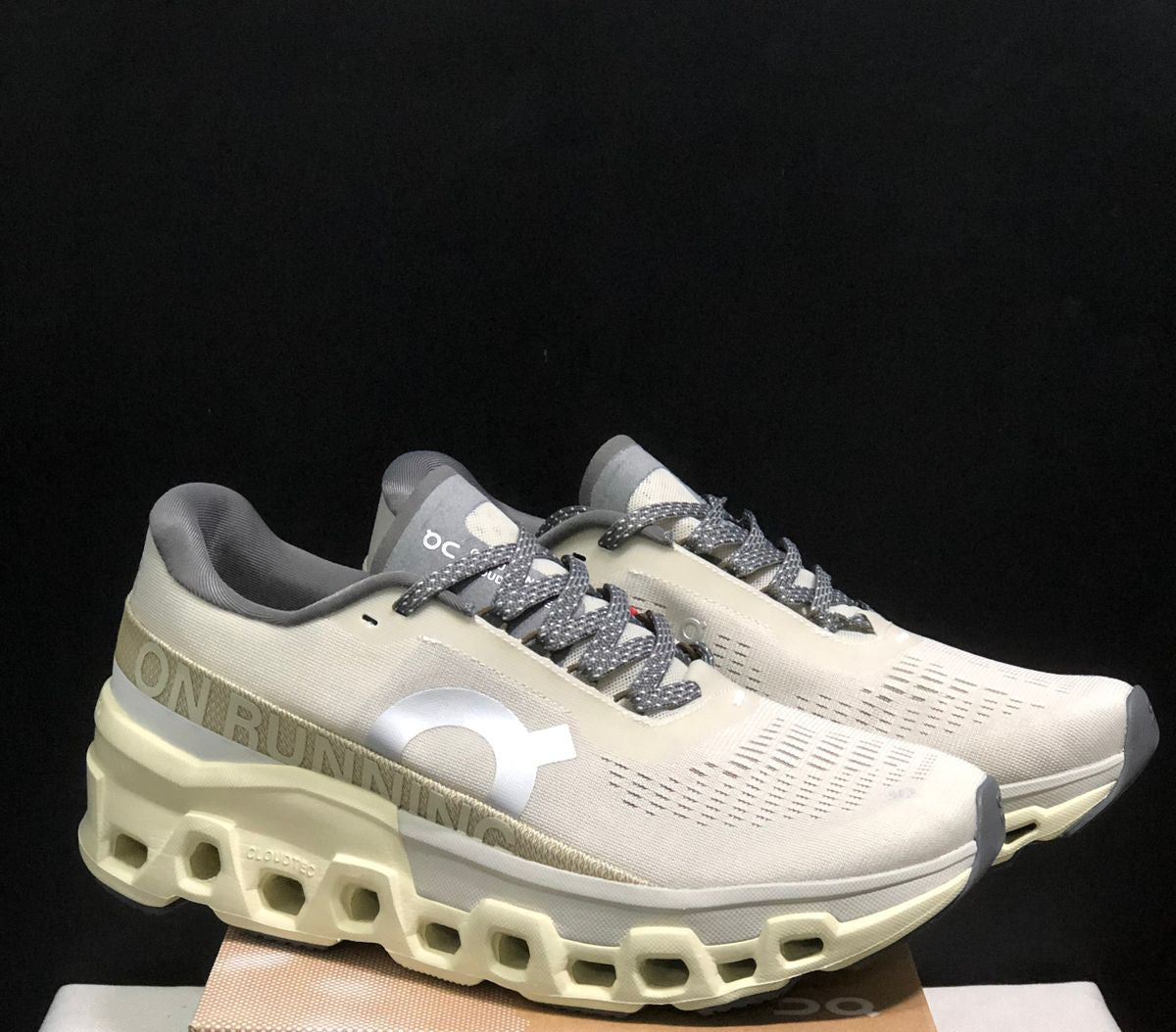 TENIS CLOUDMONSTER 2