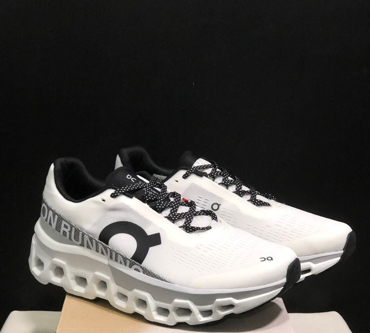 TENIS CLOUDMONSTER 2