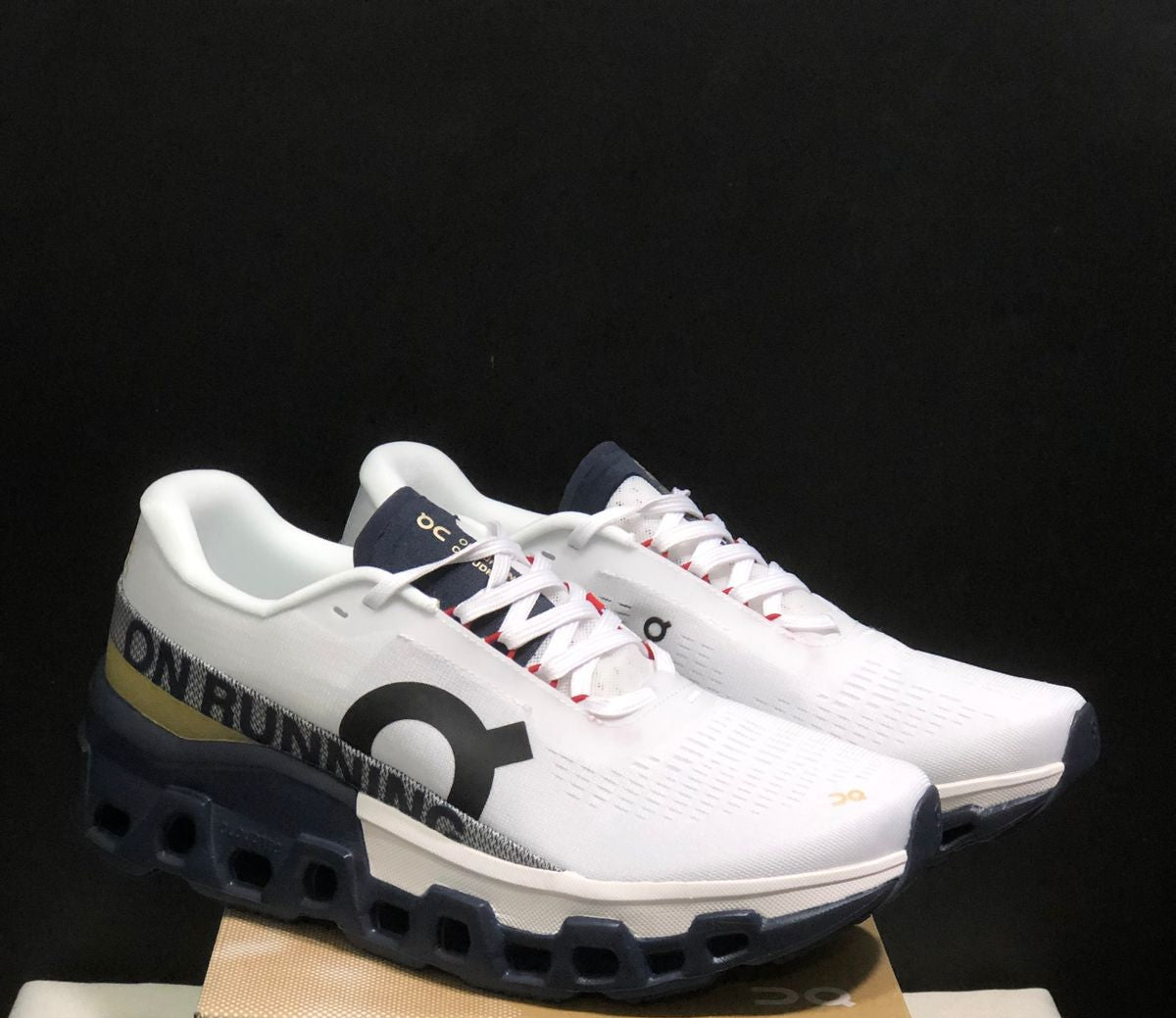 TENIS CLOUDMONSTER 2