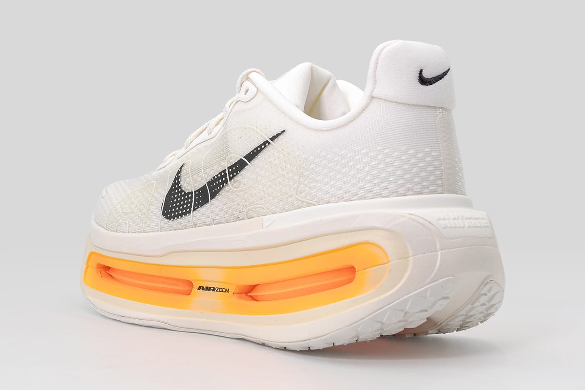 TENIS - NIKE VOMERO PREMIUM