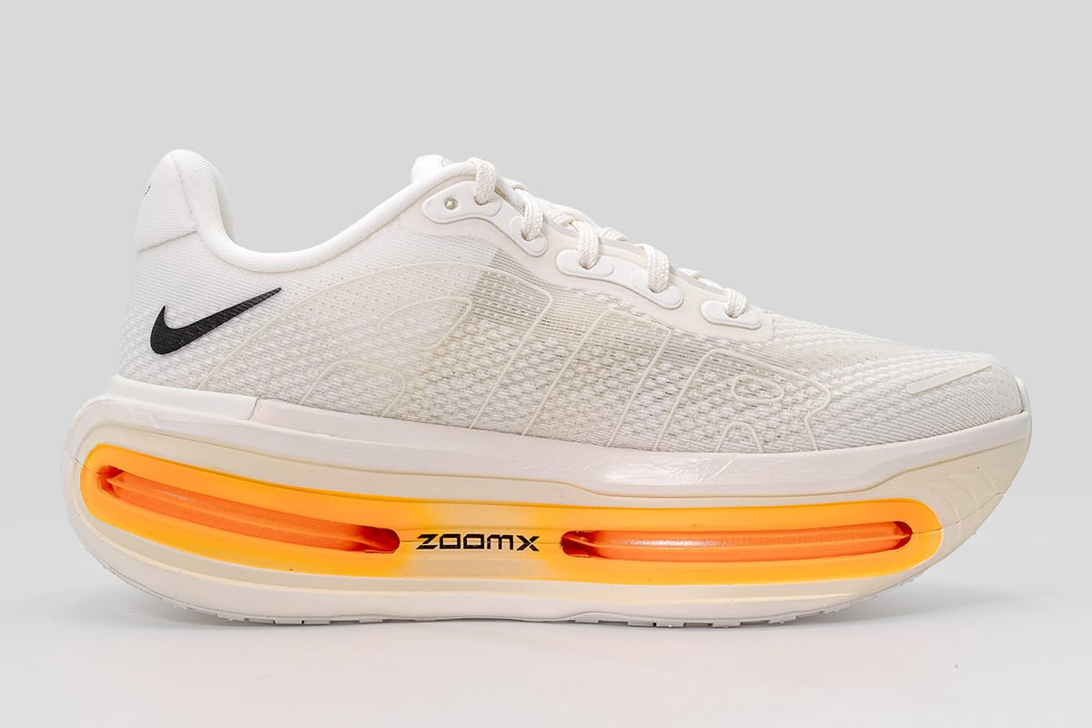 TENIS - NIKE VOMERO PREMIUM