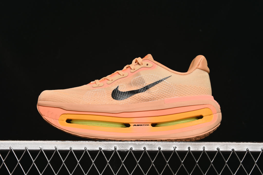 TENIS - NIKE VOMERO PREMIUM